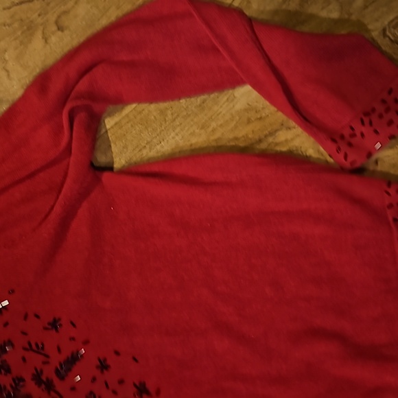Kathy Lee Collection beaded red sweater size Large - Picture 4 of 7